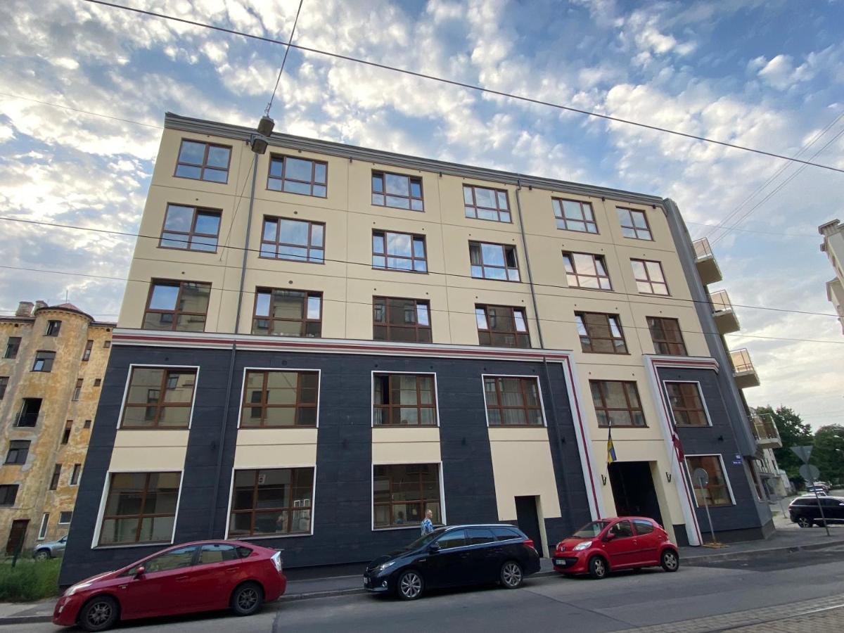 Pearl - New And Cosy Apartment Close To Center Riga Exterior photo